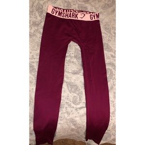 Gym shark plum workout leggings